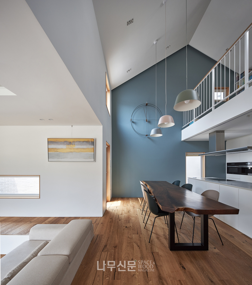 최성호_청라우주 ⓒ이한울