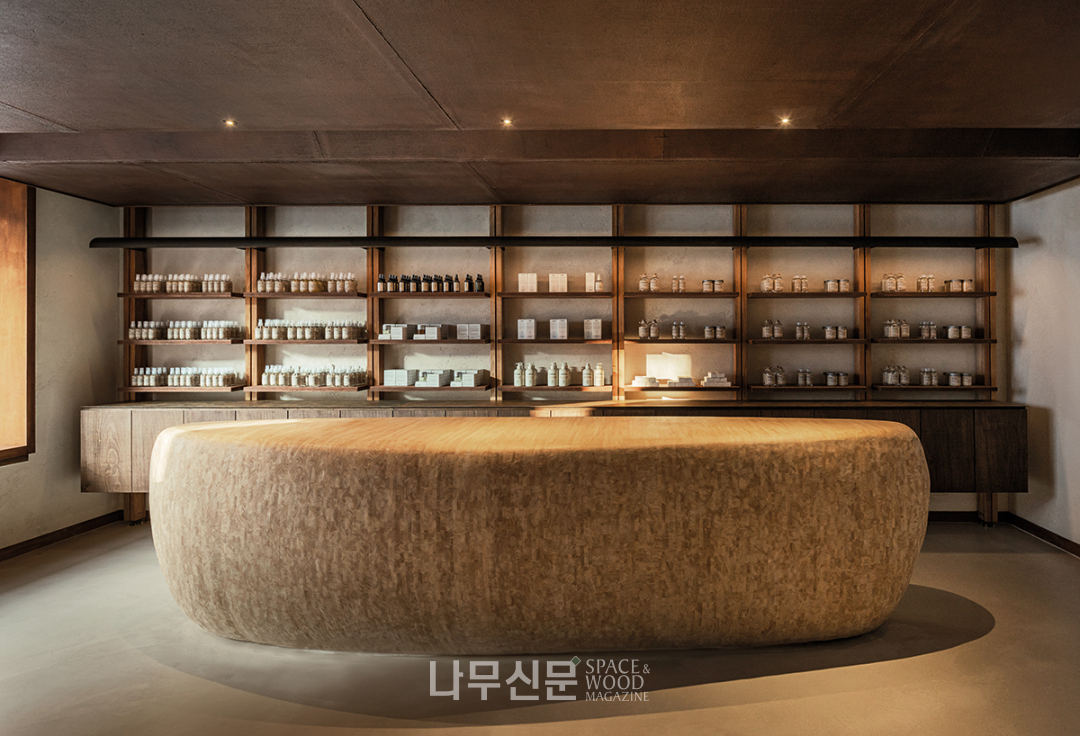 스튜디오모티프 “그랑핸드 서교”