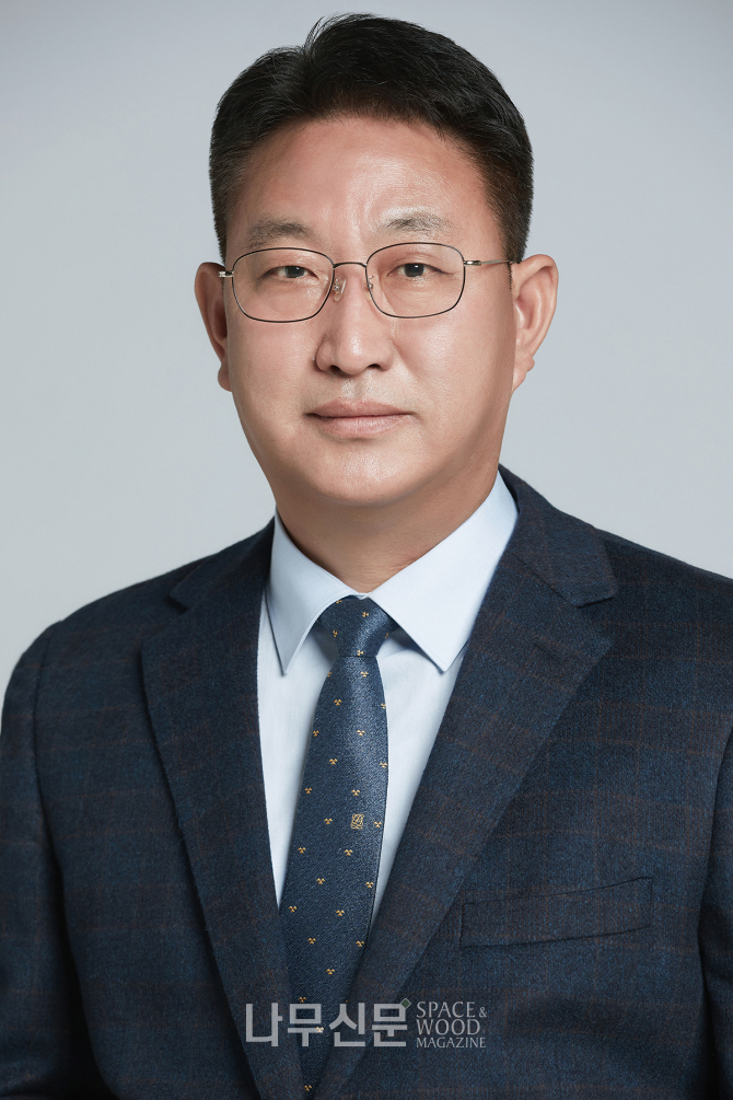이국식 (사)한국목조건축협회 회장
