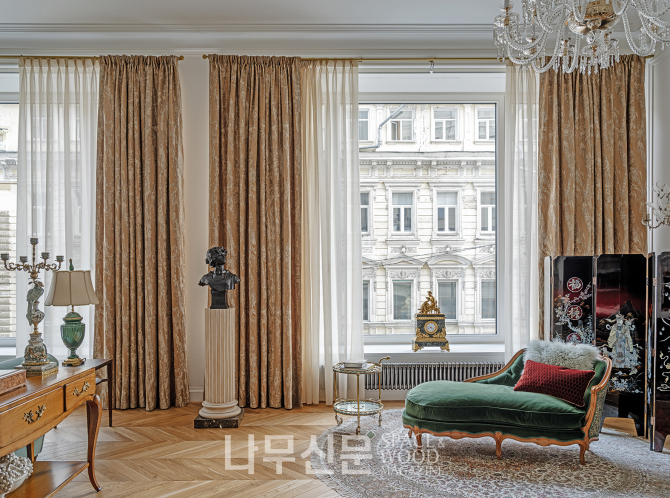 파이넥스 원목마루 시공 현장.<br>